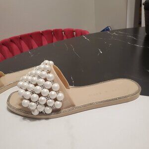 Kelly and Katie size 6 Parker rhinestone and faux pearl sandals